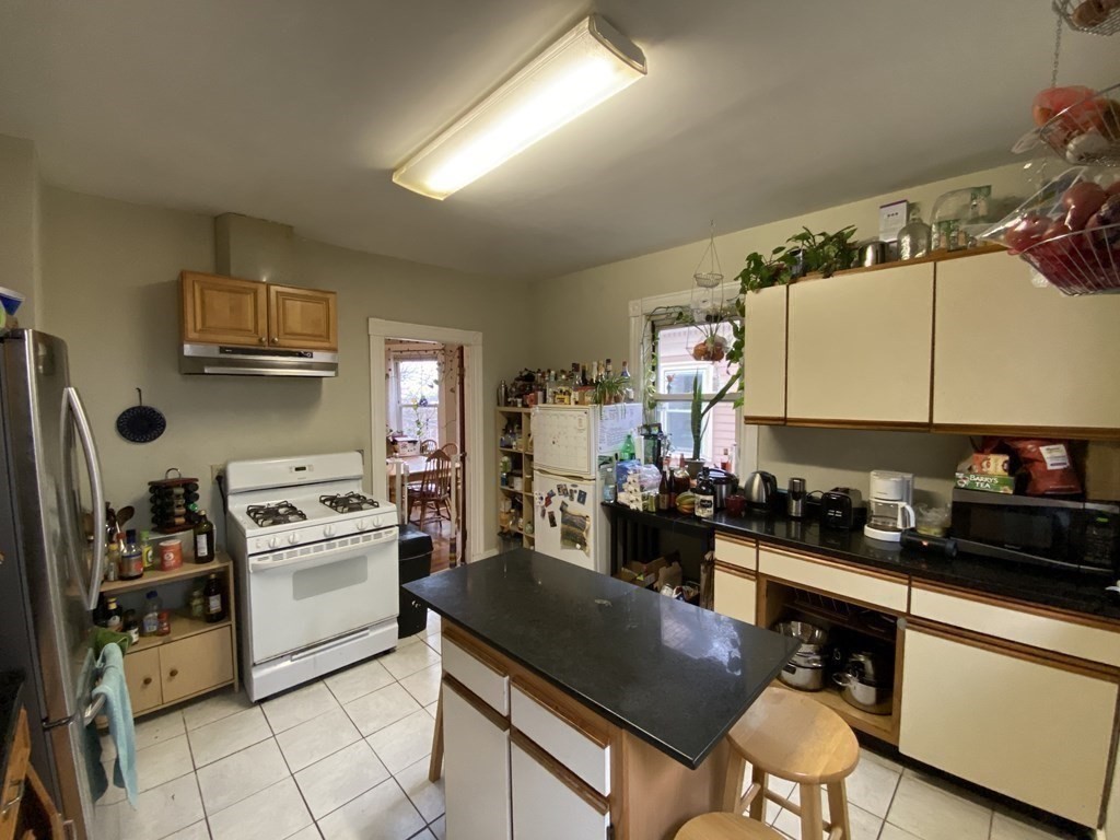 58 Atherton Road, Unit 2 Brookline, MA 02446 - Photo 8 of 20