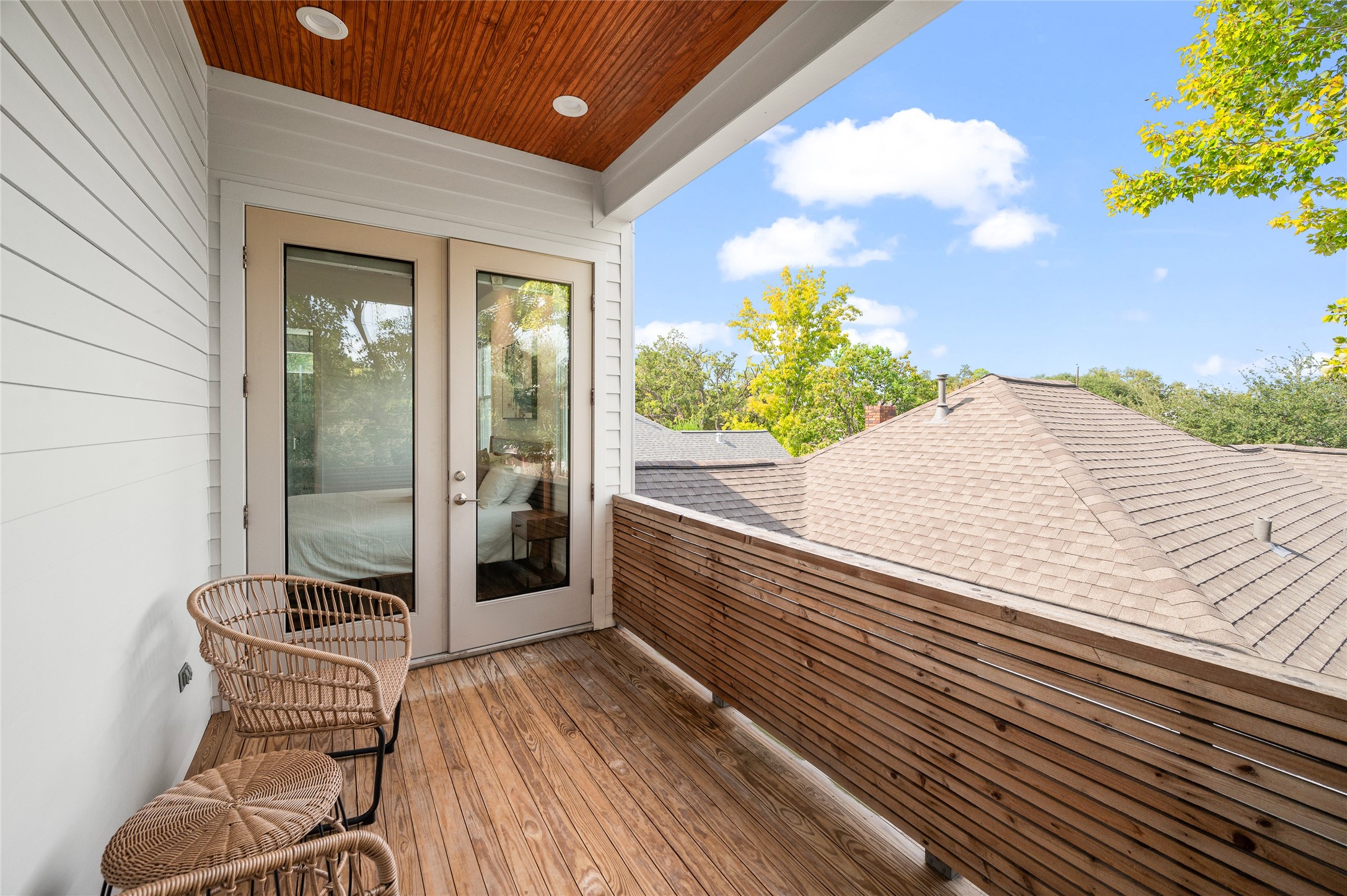 768 East 16th Street Houston, TX 77008 - Photo 44 of 49 A private balcony. A place to unwind right before bed.