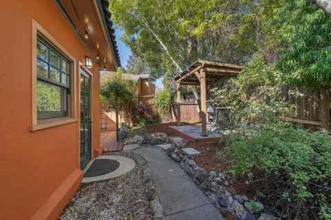 $1,599,000 | 1983 Yosemite Road, Berkeley, CA 94707