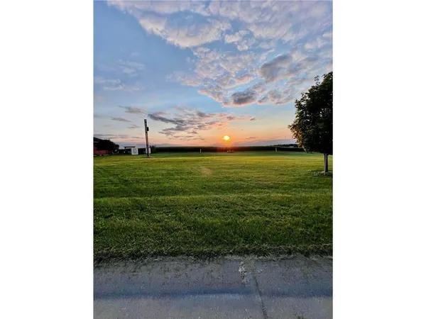 $21,500 | 241 South Robert Street, Mabel, MN 55954