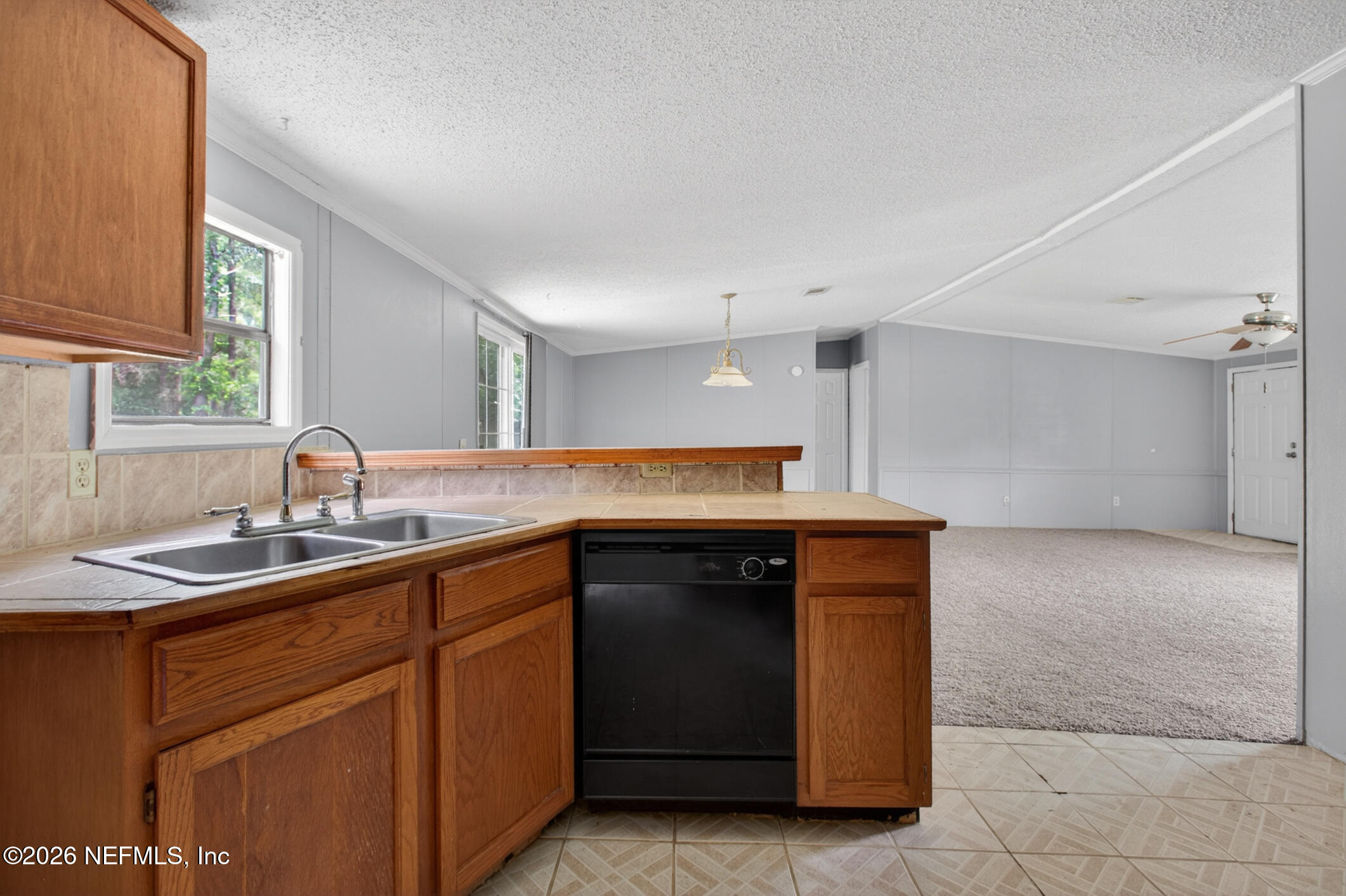 2455 Violet Way Middleburg, FL 32068 - Photo 16 of 39 018-2455VioletWay-Middleburg-FL-32068-FU