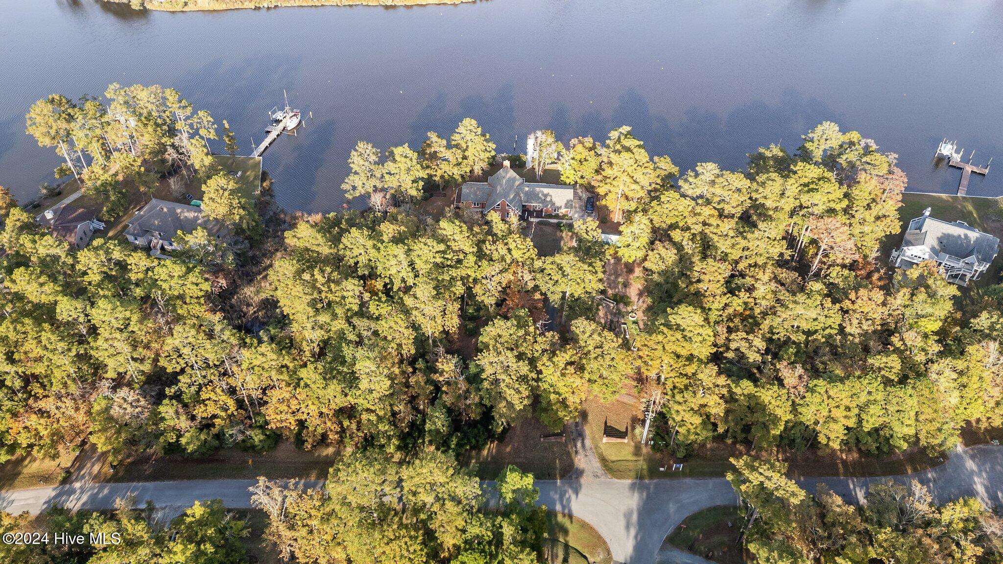 12 Spinnaker Point Road North Oriental, NC 28571 - Photo 1 of 60 13-web-or-mls-DJI_20241104152308_0344_D