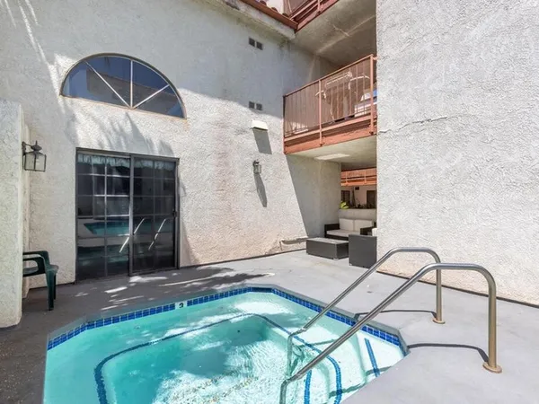 $449,000 | 7625 Reseda Boulevard, Unit 202, Reseda, CA 91335