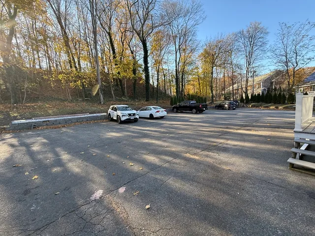 $1,850 | 176 Court Street, Unit 1, Plymouth, MA 02360