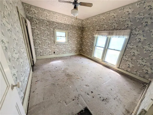 $35,000 | 201 North Chestnut Street, Iola, KS 66749