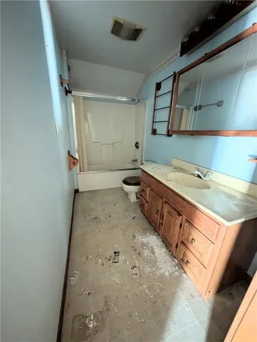 $35,000 | 201 North Chestnut Street, Iola, KS 66749