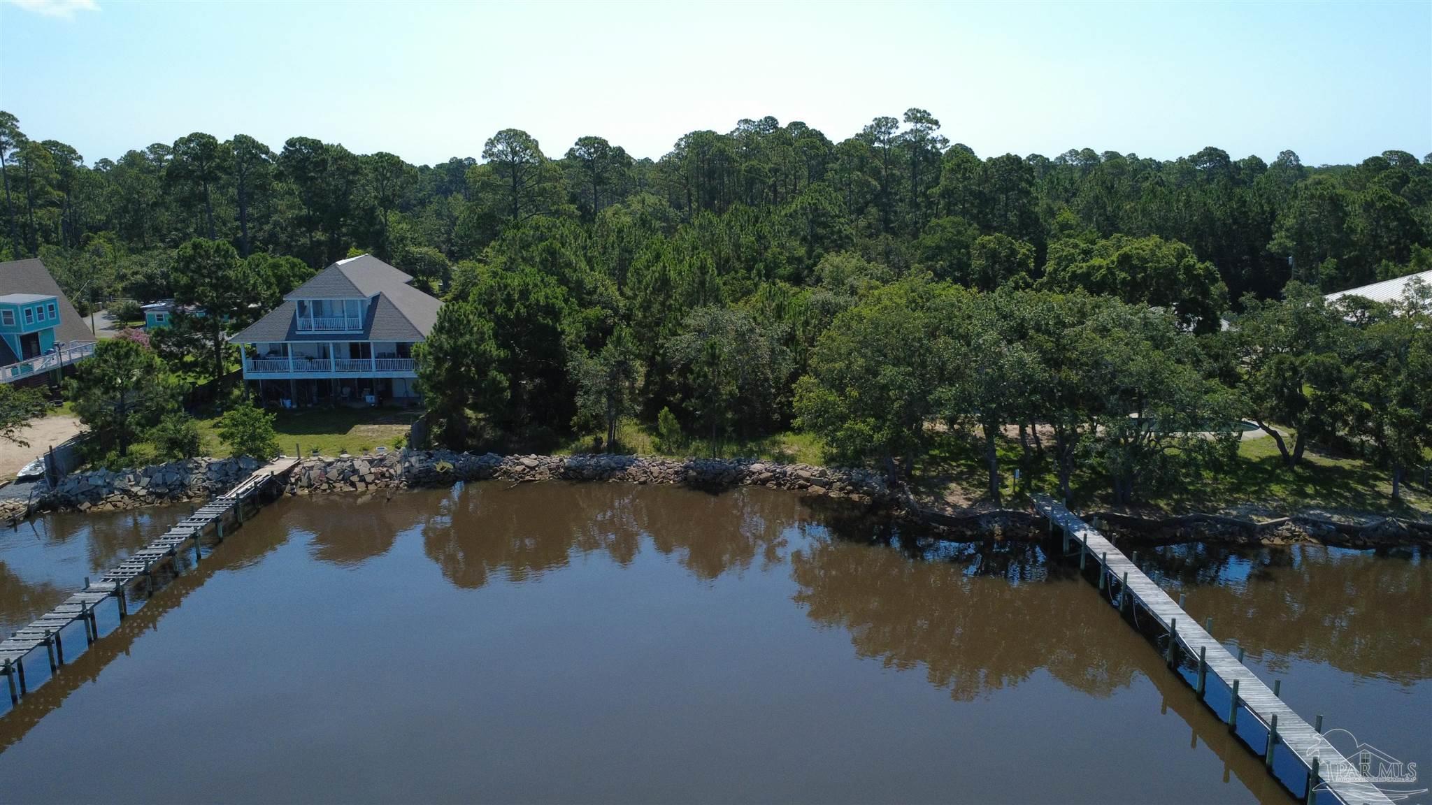 879 Dolphin Road Milton, FL 32583 - Photo 17 of 20