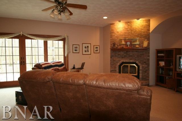 4635 Minier Road Armington, IL 61721 - Photo 3 of 28