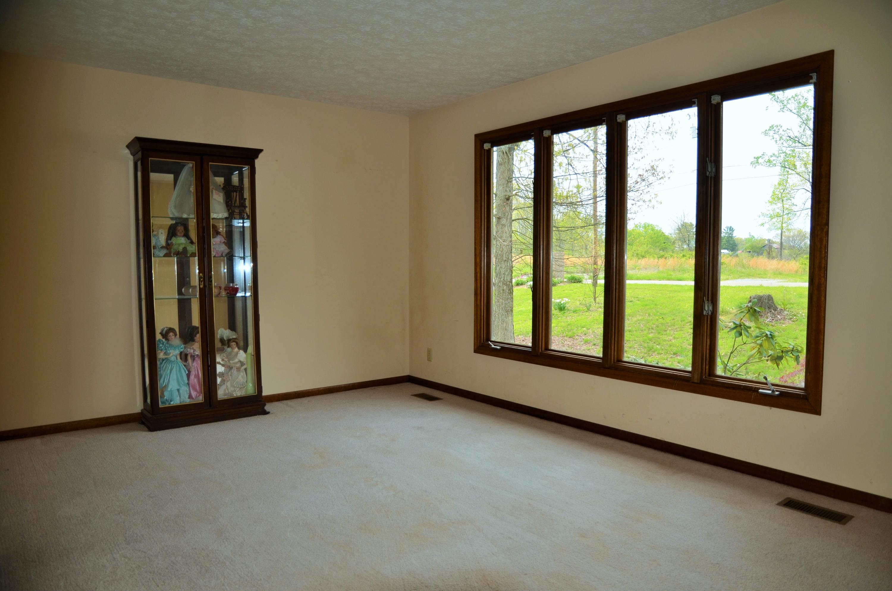 8112 Bells Campground Road Powell, TN 37849 - Photo 7 of 16 Living Room