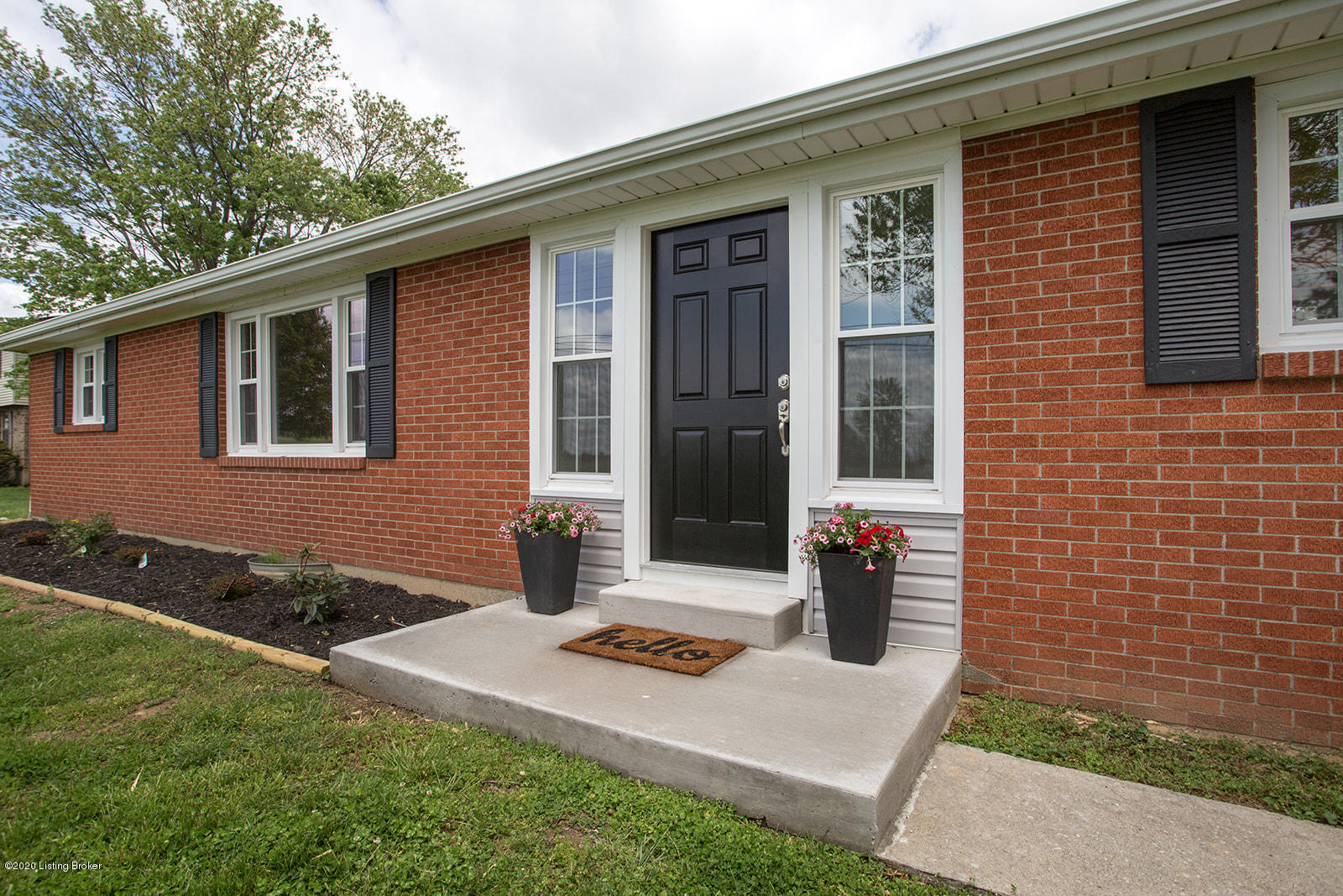 2574 Zoneton Road Shepherdsville, KY 40165 - Photo 1 of 38 003