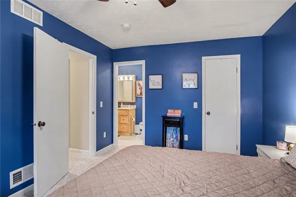 $179,900 | 521 Eastbrooke Lane, Brighton, NY 14618