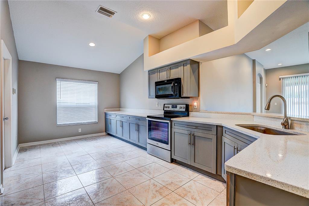 11144 Rodeo Lane Riverview, FL 33579 - Photo 16 of 42