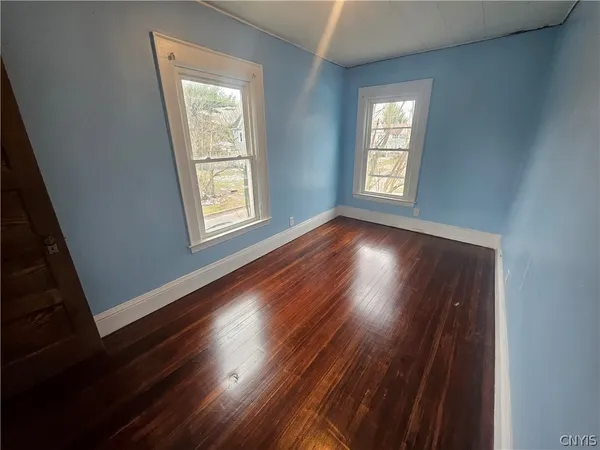 $2,300 | 1330 Midland Avenue, Syracuse, NY 13205