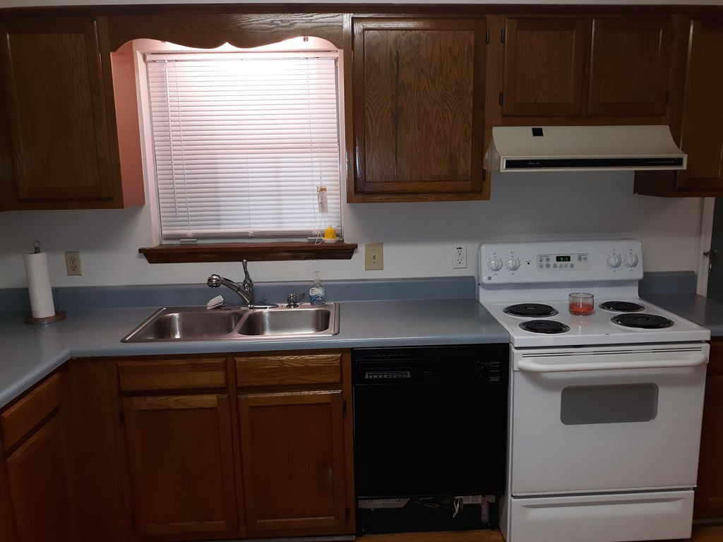 101 Deer Run Road Williston, SC 29853 - Photo 13 of 26 Gallery Image 13