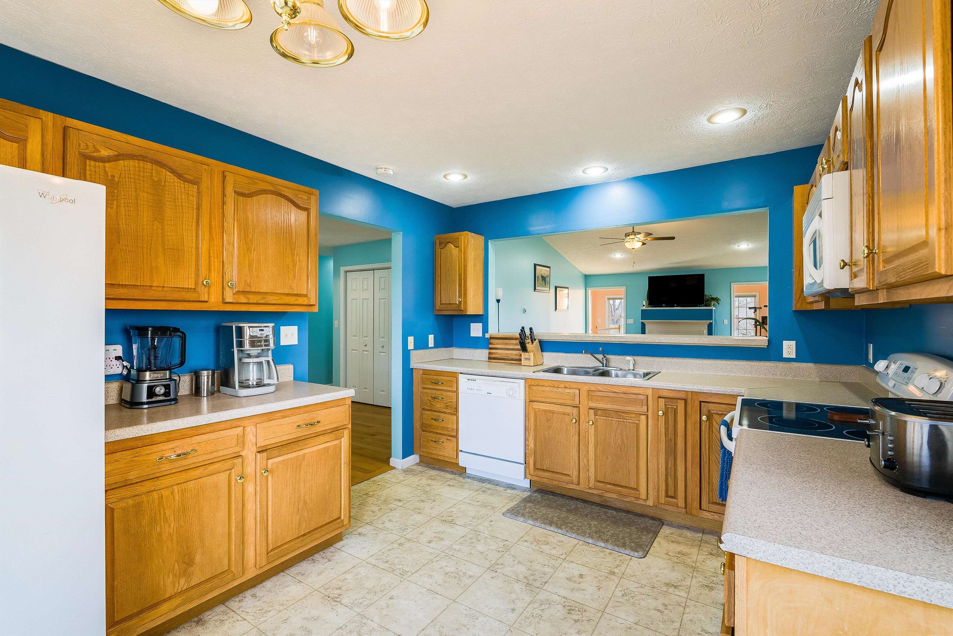 425 South Jackson Avenue Waynesboro, VA 22980 - Photo 12 of 47 a kitchen with counter top space sink and stove