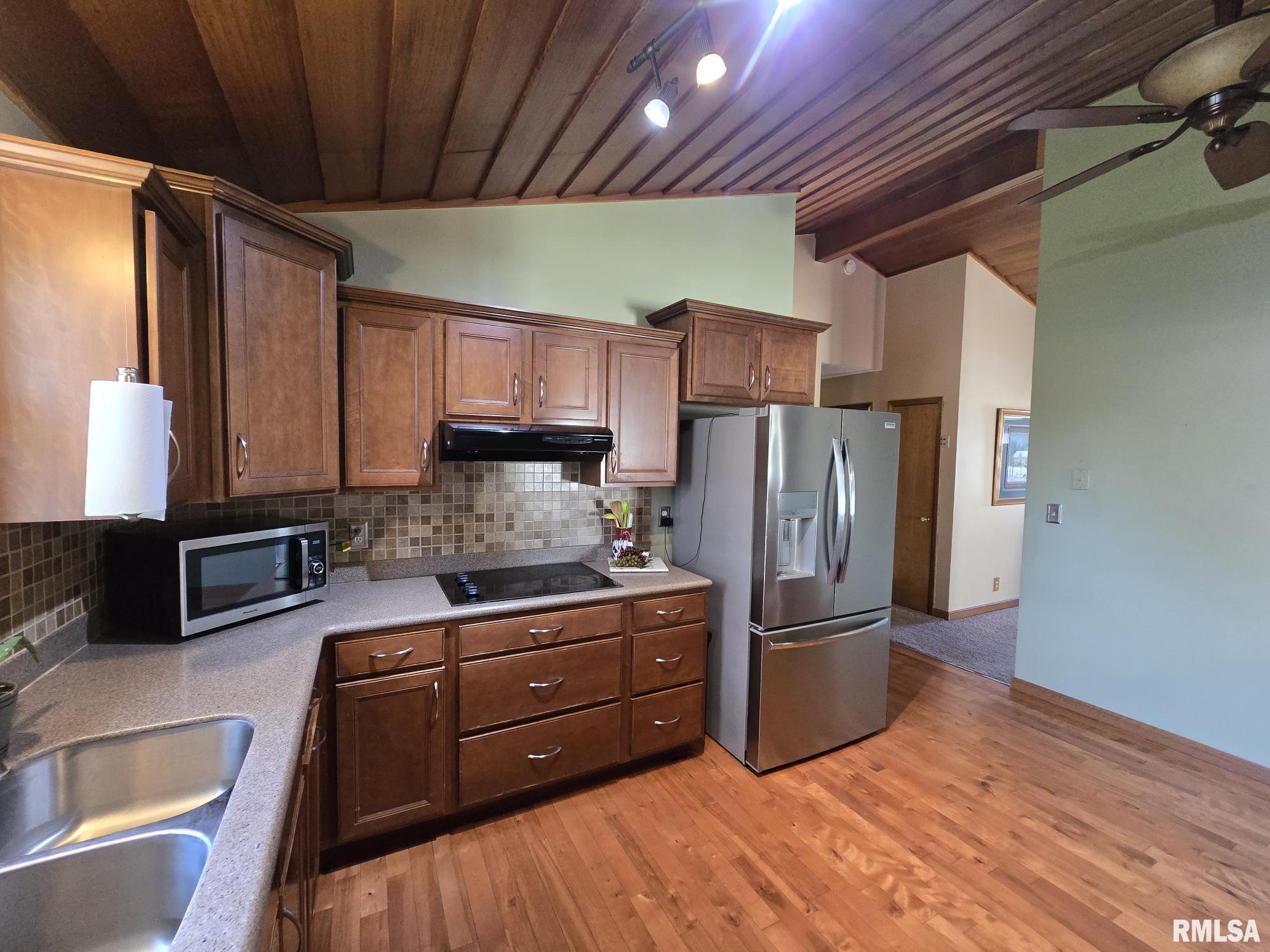 2620 Midlan Drive Quincy, IL 62301 - Photo 14 of 34