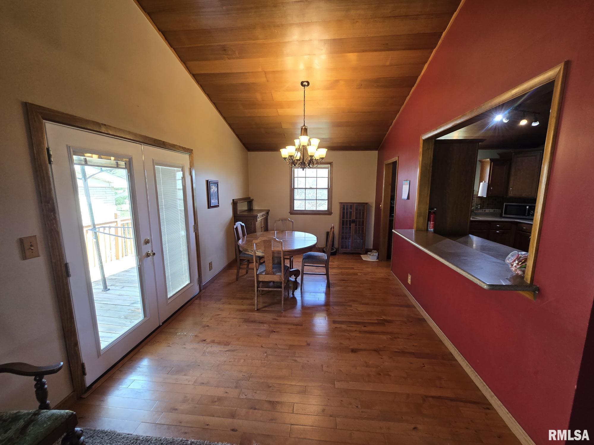 2620 Midlan Drive Quincy, IL 62301 - Photo 10 of 34