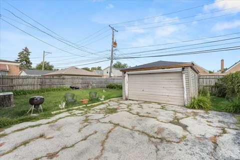 $255,000 | 8033 South Kedzie Avenue, Chicago, IL 60652