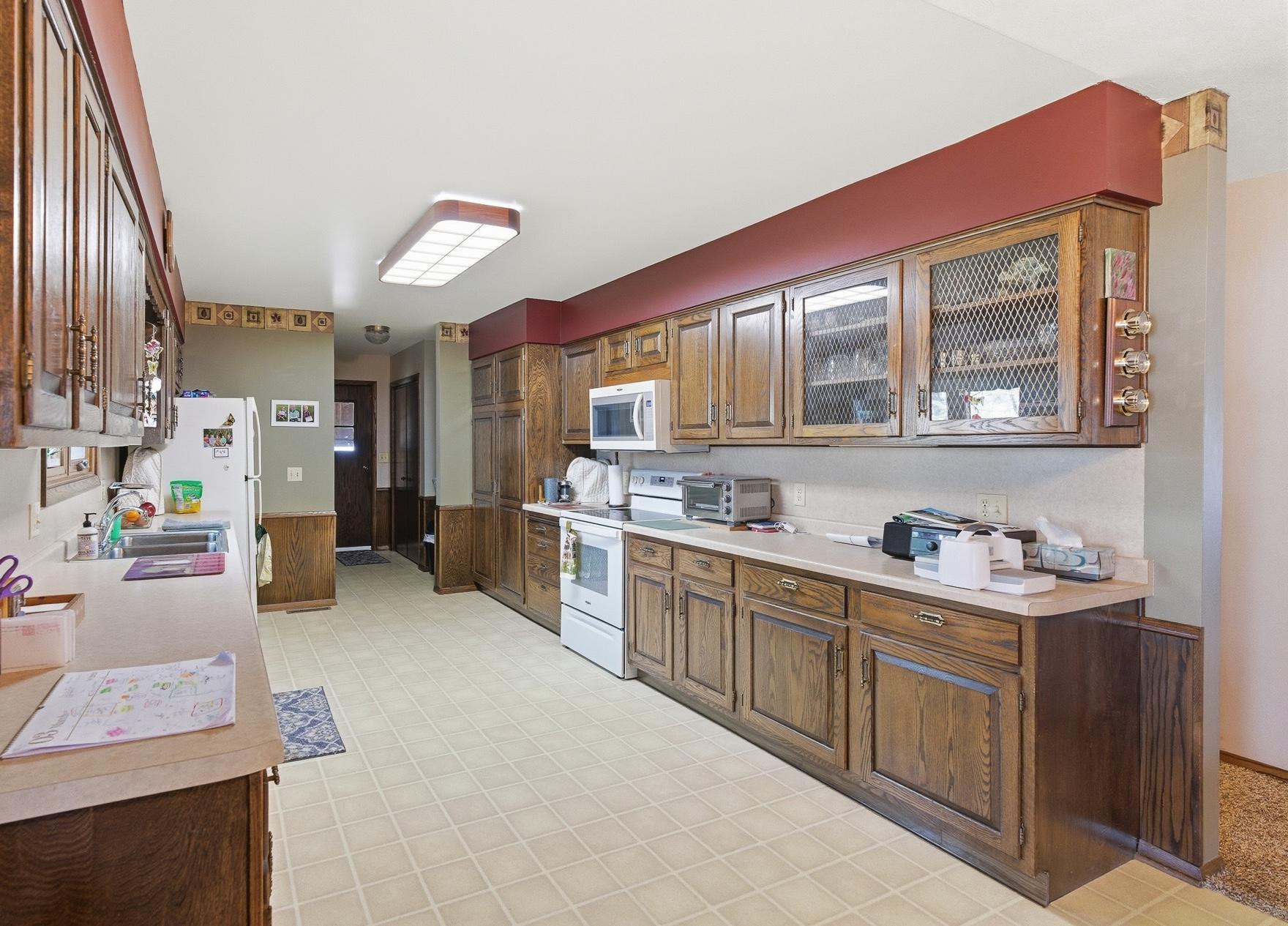 6 3rd Street Easton, MN 56025 - Photo 2 of 39