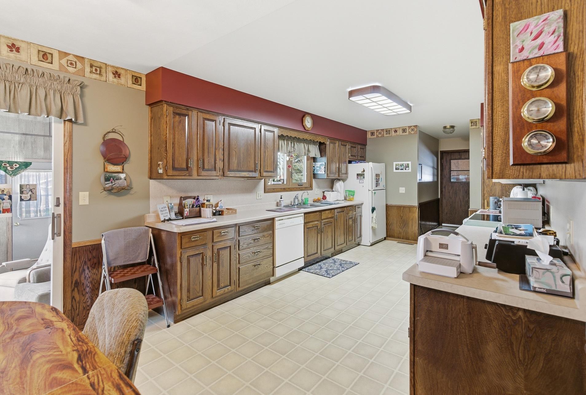 6 3rd Street Easton, MN 56025 - Photo 3 of 39