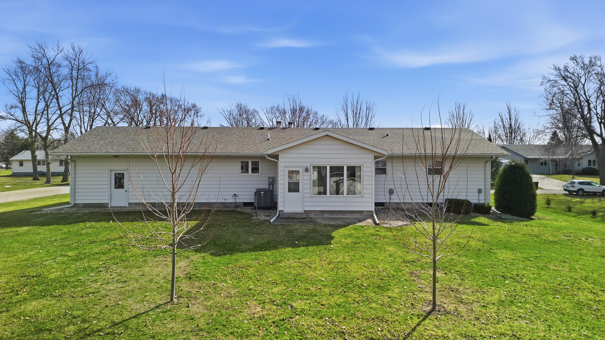 6 3rd Street Easton, MN 56025 - Photo 33 of 39