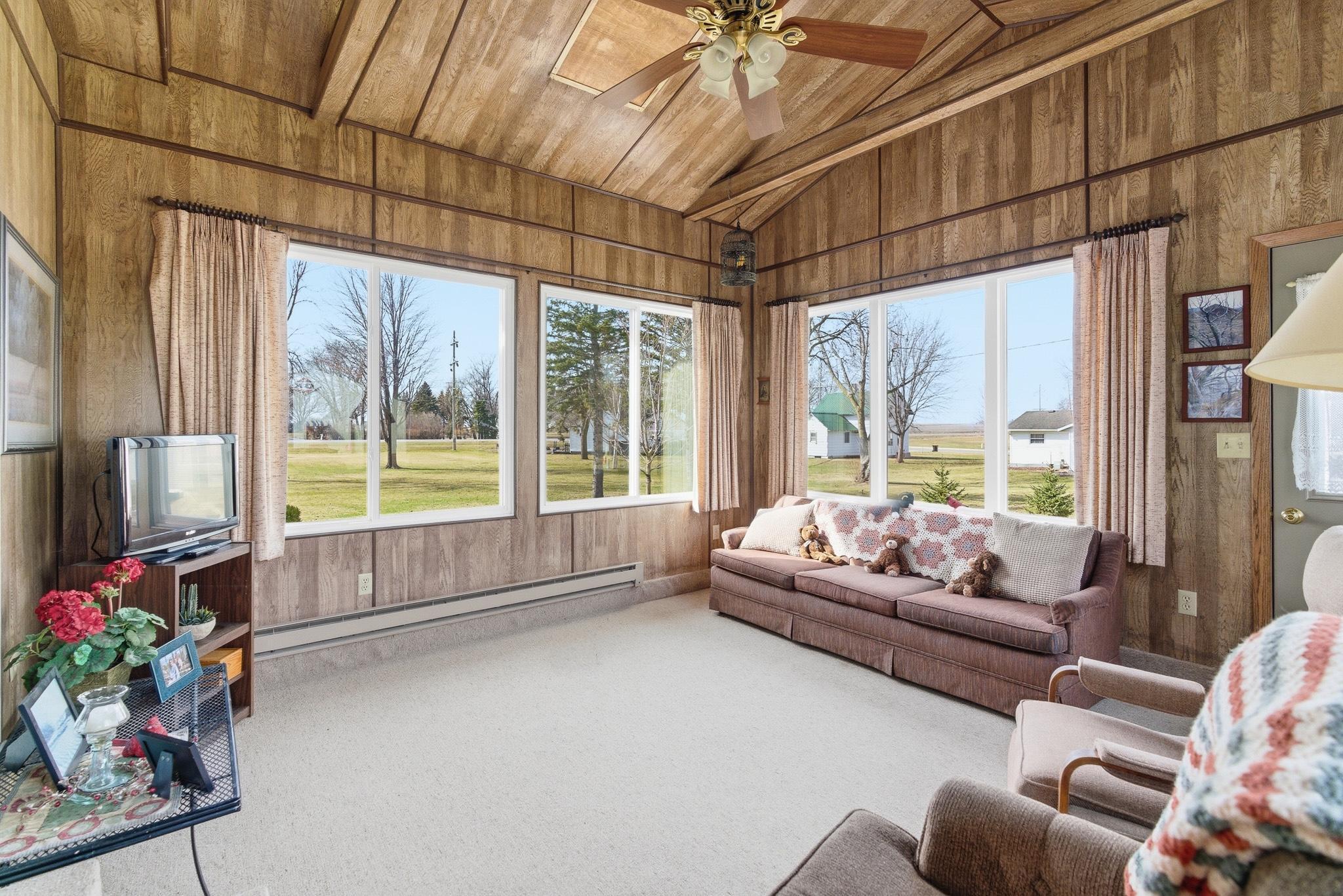 6 3rd Street Easton, MN 56025 - Photo 7 of 39