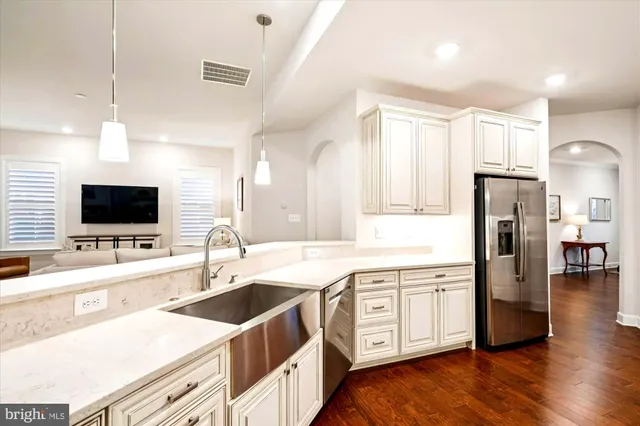 $850,000 | 33172 Ponte Vecchio Plaza, Ocean View, DE 19970