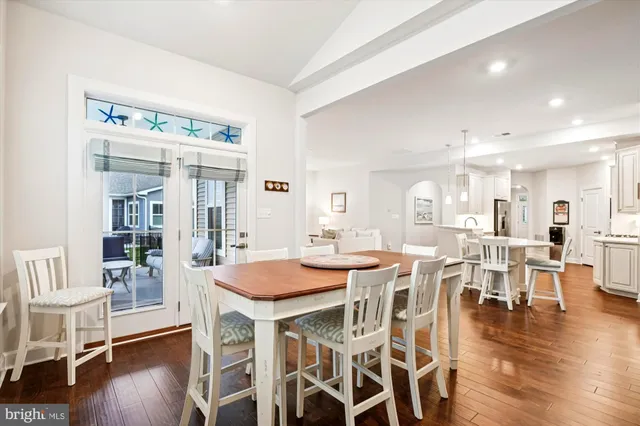 $850,000 | 33172 Ponte Vecchio Plaza, Ocean View, DE 19970