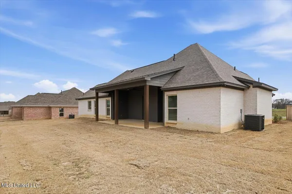 $376,900 | 528 Baleigh Way, Canton, MS 39046