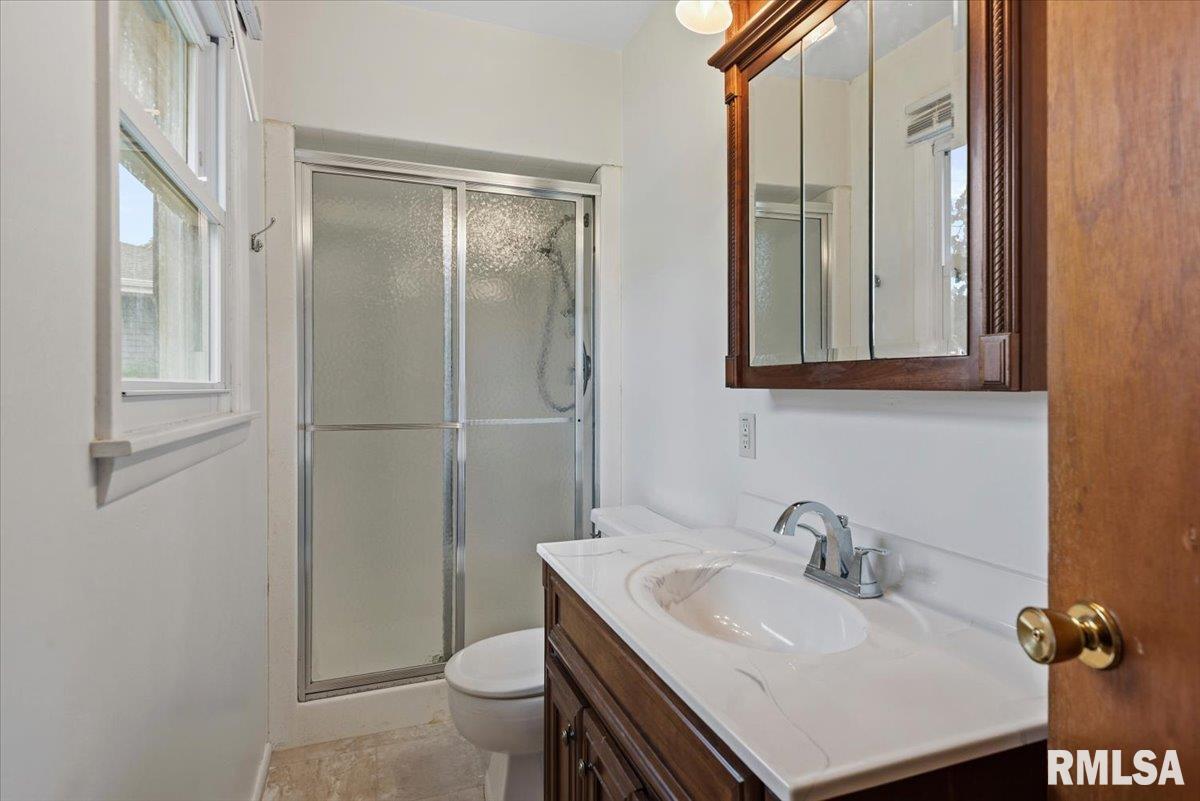 124 Nottingham Road Springfield, IL 62704 - Photo 16 of 38