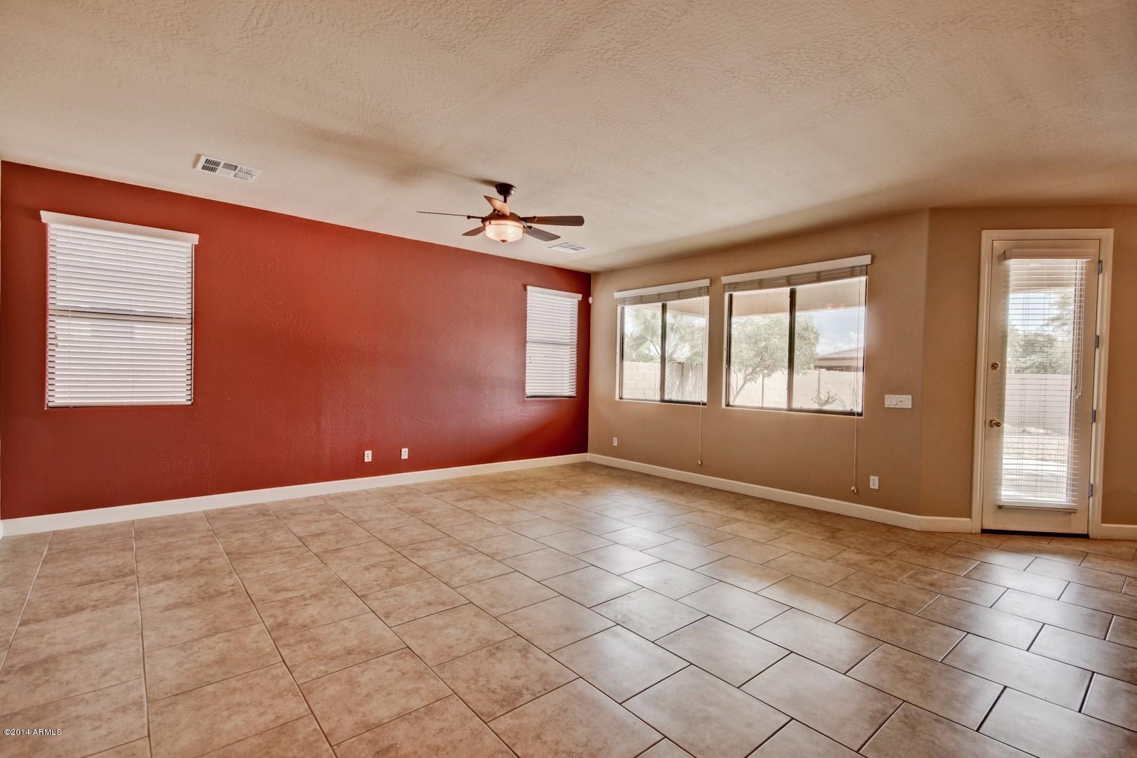 15789 West Berkeley Road Goodyear, AZ 85395 - Photo 6 of 63 Berkley (5)