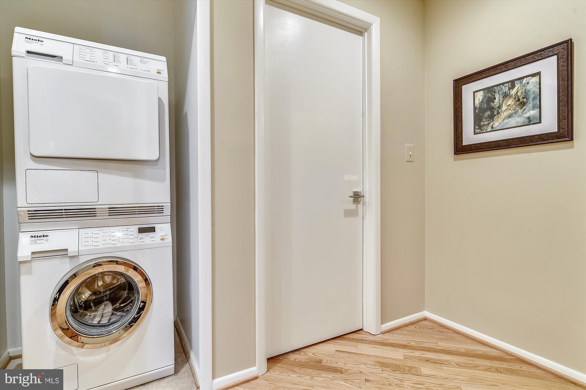 1913 Lakeport Way Reston, VA 20191 - Photo 18 of 26 Gallery Image 18