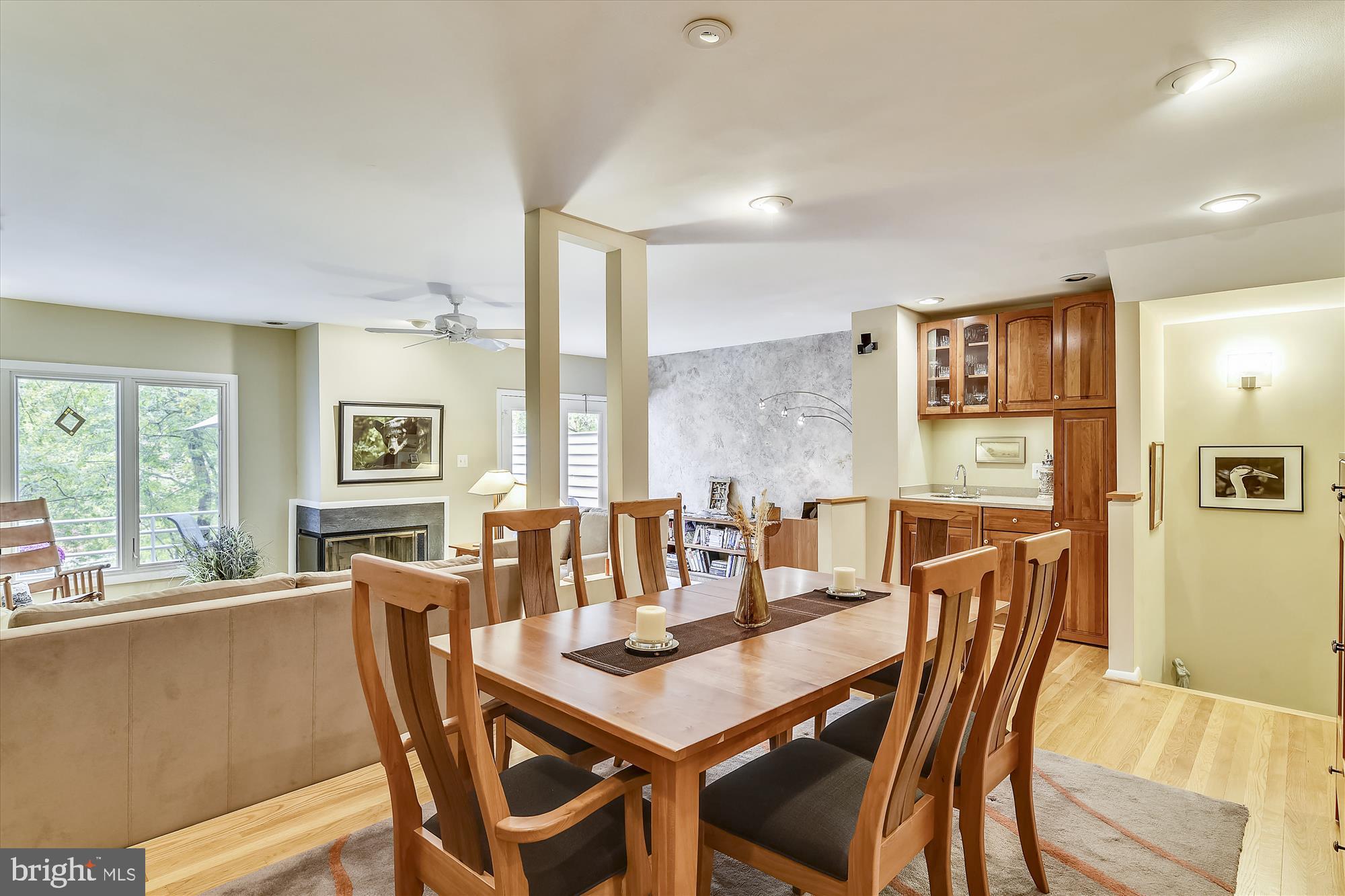 1913 Lakeport Way Reston, VA 20191 - Photo 6 of 26 Gallery Image 6