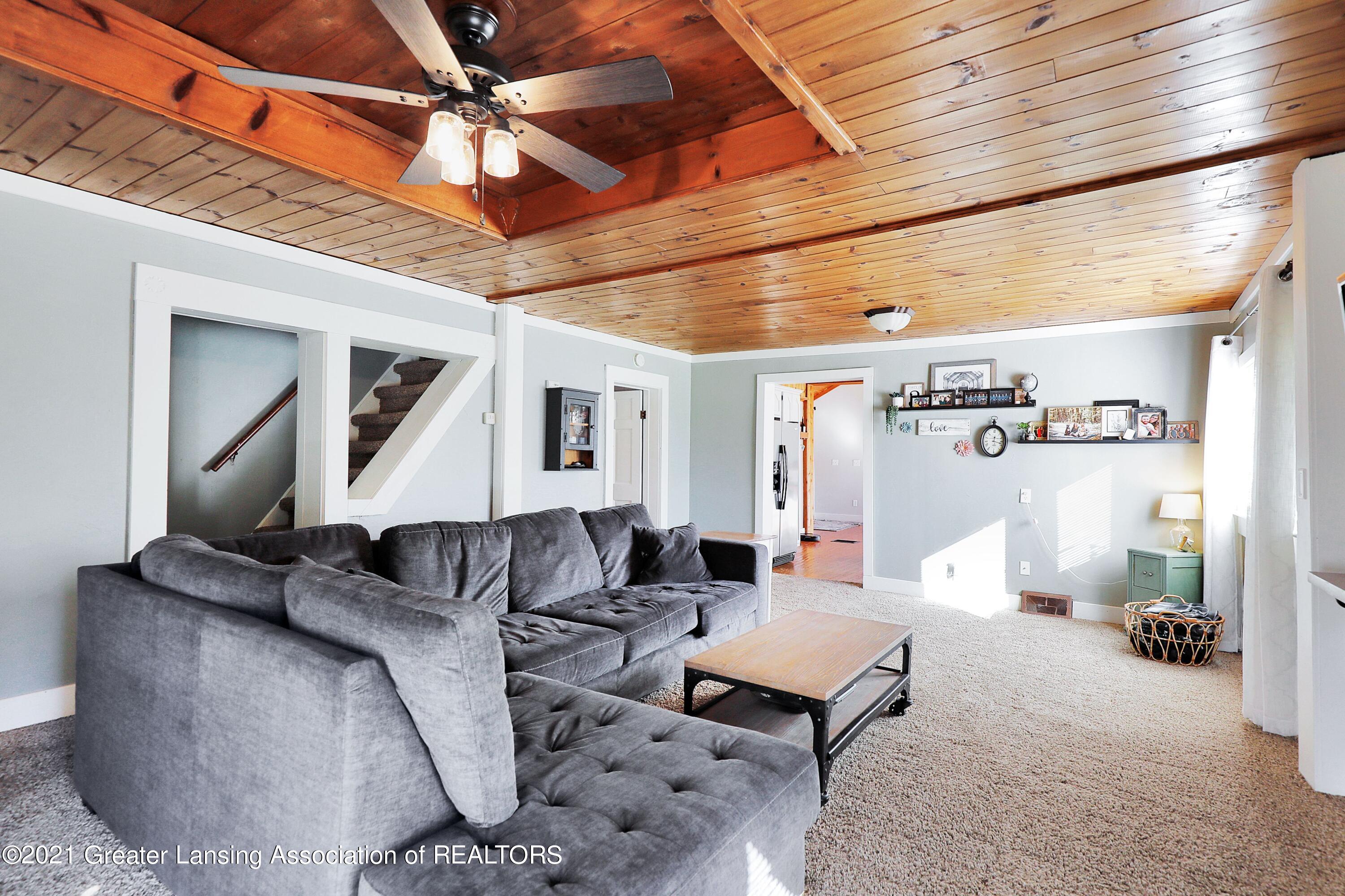 840 Lyons Road Portland, MI 48875 - Photo 4 of 54 L8sONRGY