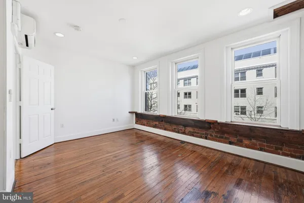 $6,000 | 1116 Monroe Street Northwest, Unit 1, Washington, DC 20010