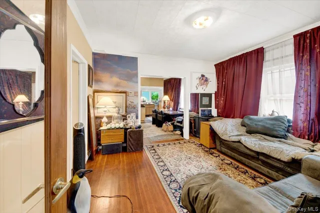 $489,999 | 2 Valois Place, Mount Vernon, NY 10552