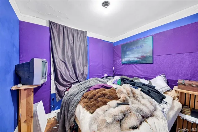 $489,999 | 2 Valois Place, Mount Vernon, NY 10552