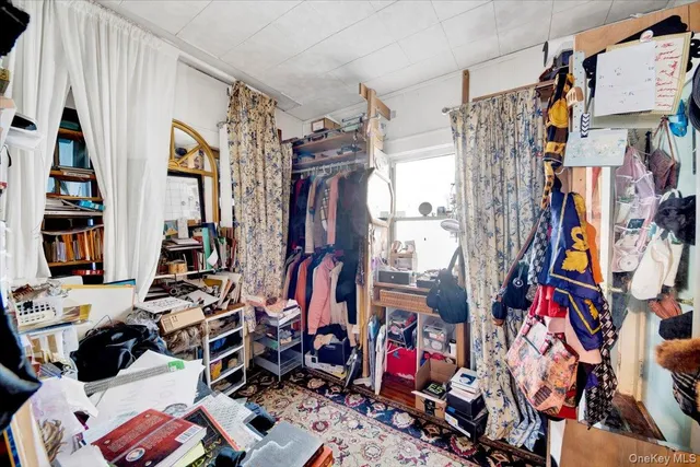 $489,999 | 2 Valois Place, Mount Vernon, NY 10552