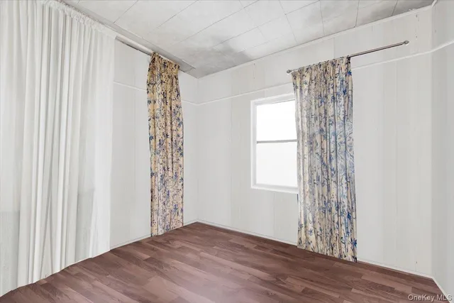 $489,999 | 2 Valois Place, Mount Vernon, NY 10552