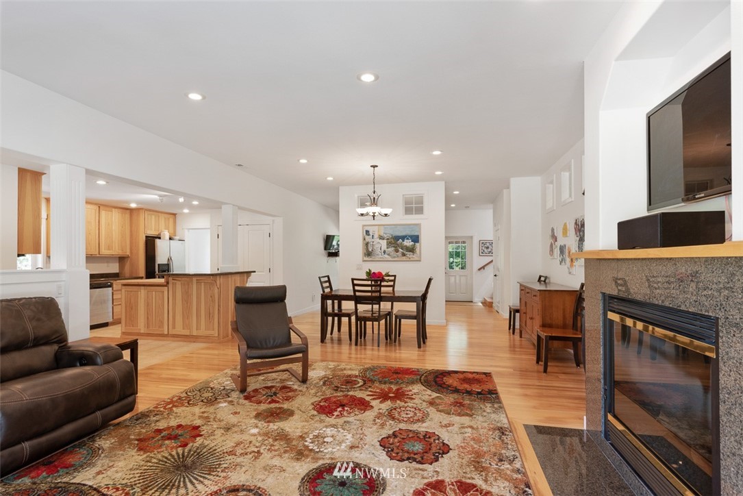 758 Arrowhead Road Camano Island, WA 98282 - Photo 12 of 40 Gallery Image 12