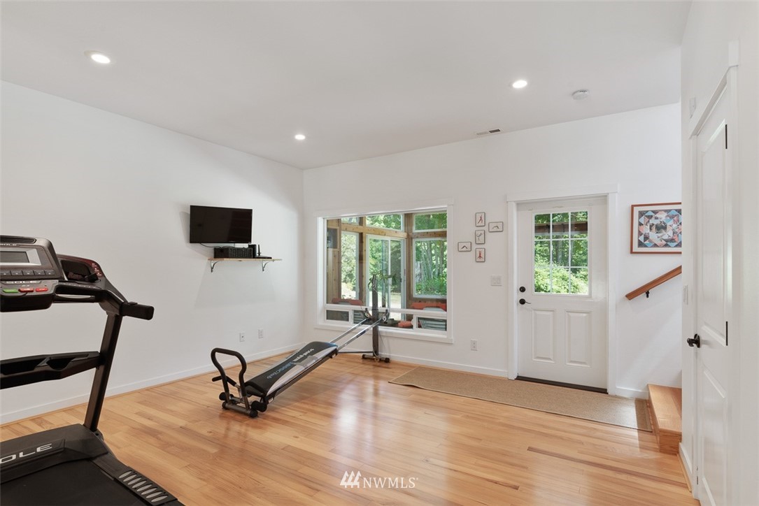 758 Arrowhead Road Camano Island, WA 98282 - Photo 16 of 40 Gallery Image 16