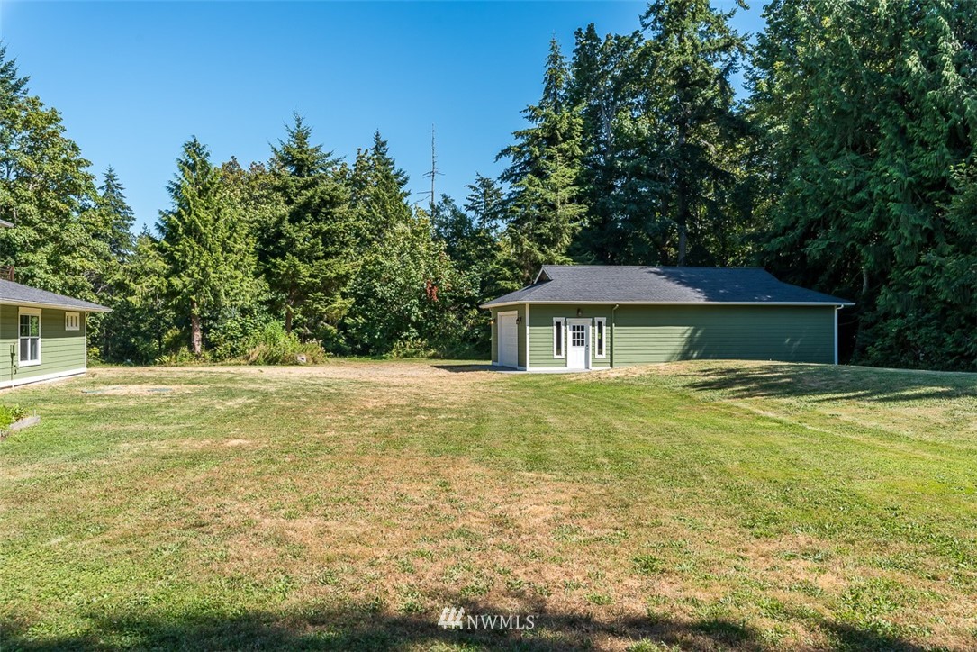 758 Arrowhead Road Camano Island, WA 98282 - Photo 34 of 40 Gallery Image 34