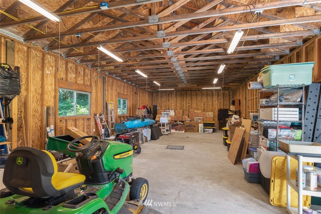 758 Arrowhead Road Camano Island, WA 98282 - Photo 35 of 40 Gallery Image 35