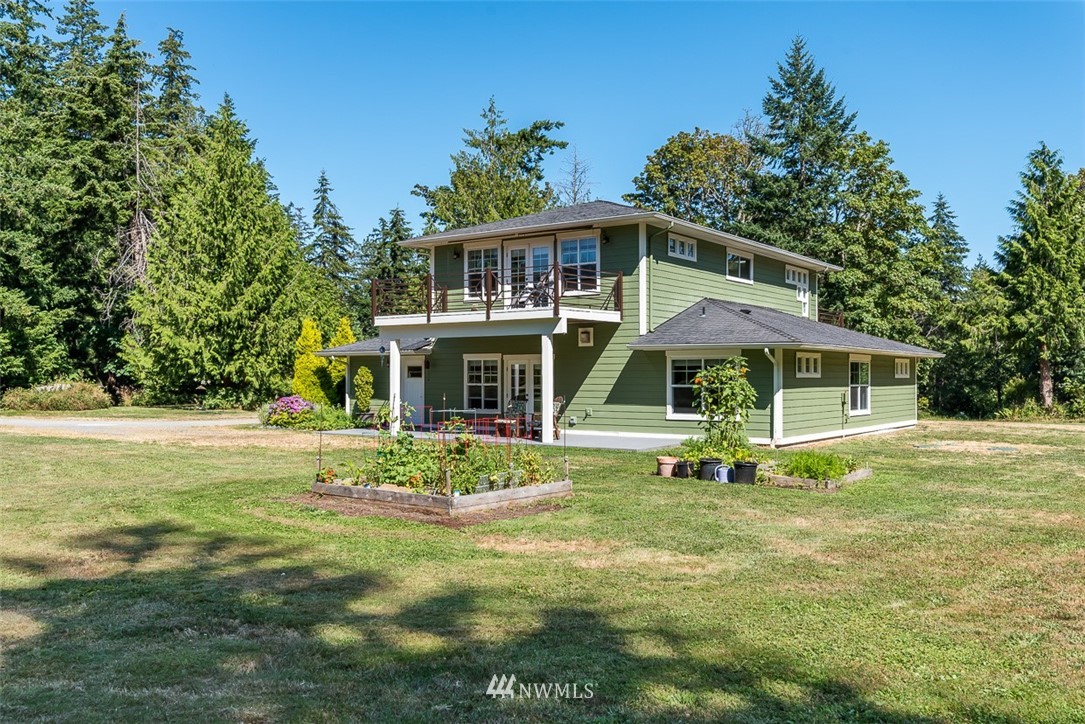 758 Arrowhead Road Camano Island, WA 98282 - Photo 36 of 40 Gallery Image 36
