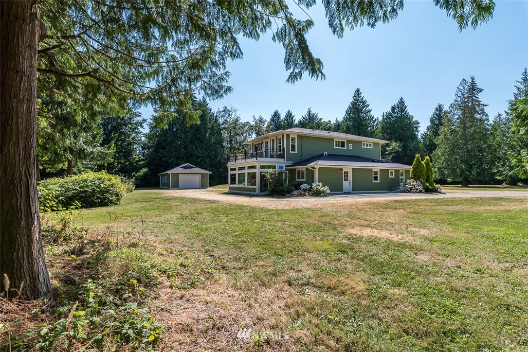 758 Arrowhead Road Camano Island, WA 98282 - Photo 38 of 40 Gallery Image 38