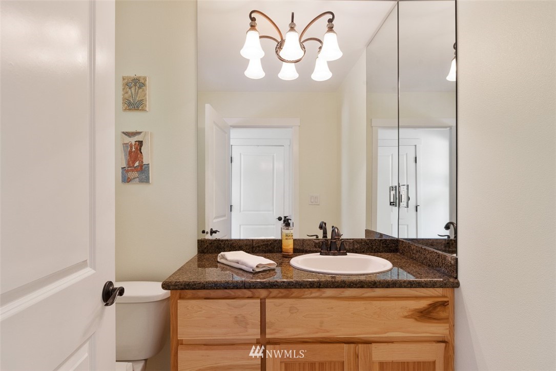 758 Arrowhead Road Camano Island, WA 98282 - Photo 9 of 40 Gallery Image 9
