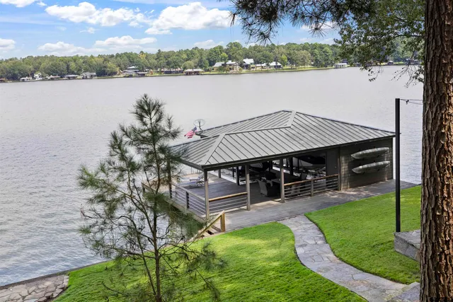 $2,549,000 | 73 Panther Creek Pass, Mount Vernon, TX 75457