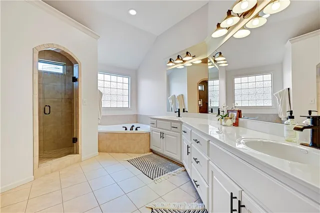 $955,000 | 5303 166th Terrace, Overland Park, KS 66085