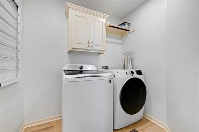 $955,000 | 5303 166th Terrace, Overland Park, KS 66085