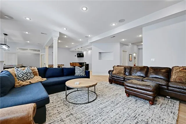 $955,000 | 5303 166th Terrace, Overland Park, KS 66085